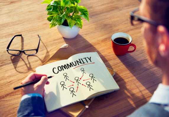 The Role of Communities in Ecosystem Growth